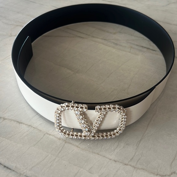 Valentino Crystal Logo Reversible Belt size 90 - Picture 1 of 9